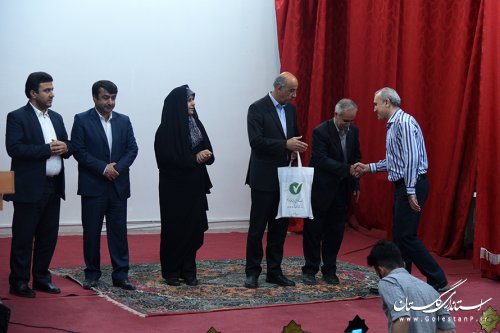 روابط عمومی ها و رسانه ها بازوان تجارت و موضوعات اقتصادی هستند