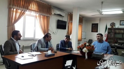 نشست  سرمایه گذاران بخش گردشگری به همراه شهردارو شورای اسلامی شهرکردکوی با فرماندارشهرستان