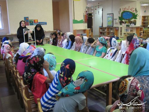 کودکان گنبدی با صنایع دستی بومی شهر خود آشنا شدند