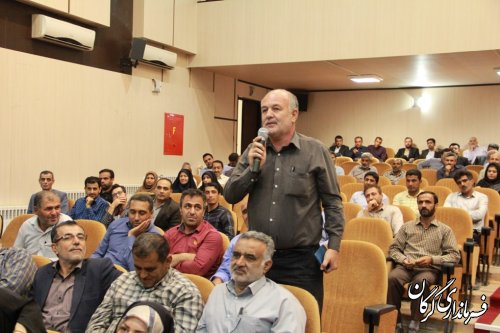بخشداران و دهیاران فعالیت خود را بر تولید واشتغال پایدار در روستاها متمرکز نمایند