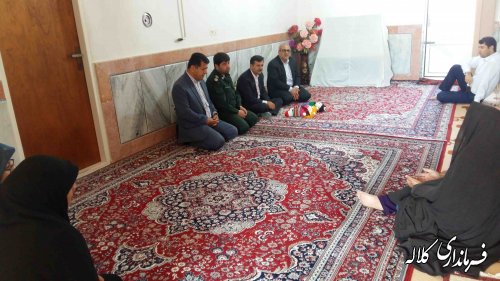 دیدار فرماندار کلاله با خانواده تحت پوشش کمیته امداد امام‌خمینی (ره)