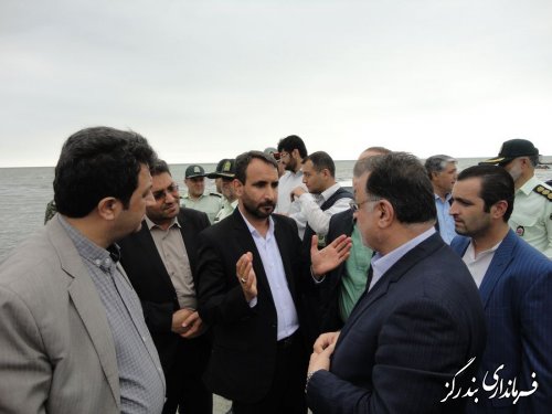 بازدید معاون استاندار ، فرمانده نیروی انتظامی استان و فرماندار از طرح سالمسازی دریا در بندرگز