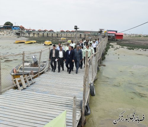 بازدید معاون سیاسی امنیتی و اجتماعی استاندار از سواحل شهرستان ترکمن