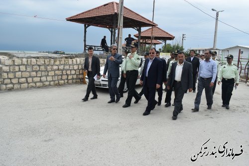 بازدید معاون سیاسی امنیتی و اجتماعی استاندار از سواحل شهرستان ترکمن