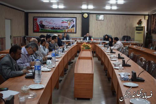 جلسه ستاد ساماندهی حاشیه نشینی و متکدیان شهرستان ترکمن برگزار شد
