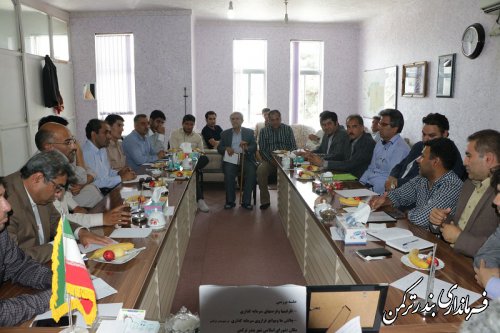 جلسه هم اندیشی ظرفیت ها و فرصت ها و چالش های فرا روی سرمایه گذاری شهرستان ترکمن برگزار شد