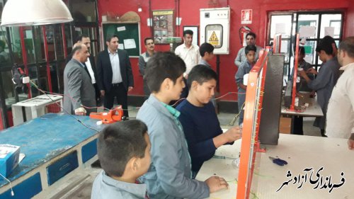 بازدید فرماندار شهرستان آزادشهر از مرکز آموزش فنی و حرفه ای شهرستان 
