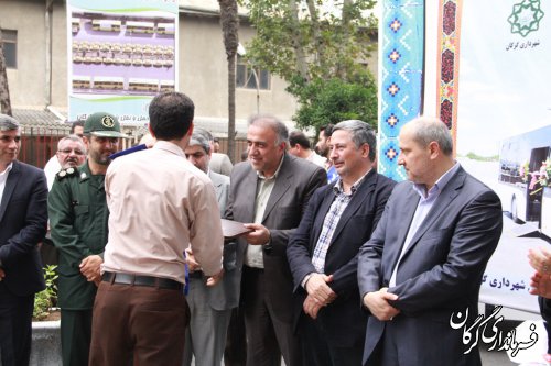 مراسم رونمایی و بهره برداری از 20دستگاه اتوبوس حمل و نقل عمومی شهر گرگان برگزار شد