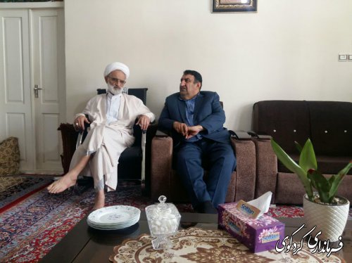 ابراهیم قدمنان فرماندار کردکوی باحجه الاسلام شاعری امام جمعه شهرکردکوی دیدار وگفتگو کرد