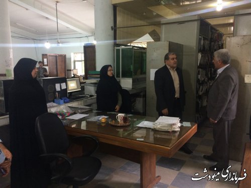 بازدید فرماندار مینودشت از اداره ثبت اسناد