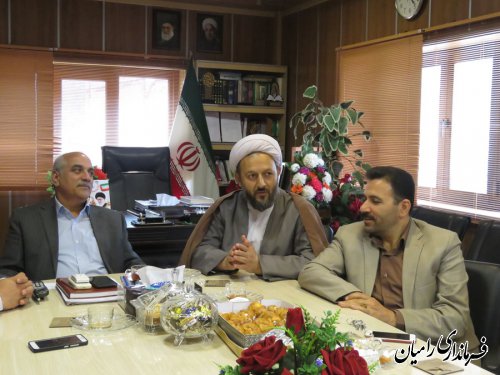 دیدار ریس دادگستری و دادستان رامیان و امام جمعه دلند بمناسبت هفته دولت با فرماندار رامیان