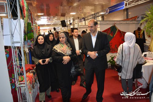 افتتاح نمایشگاه مهارت آموزی و اشتغال بمناسبت هفته دولت