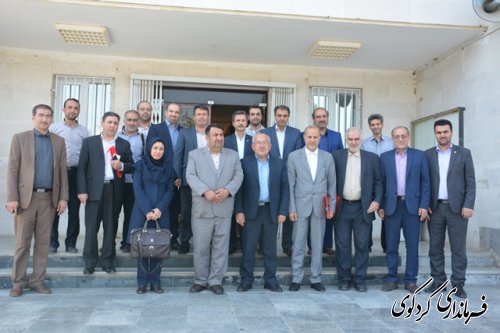 ایجاد رشته های پزشکی و پیراپزشکی در آموزشگاههای عالی شهرستان یک ضرورت ونیاز است