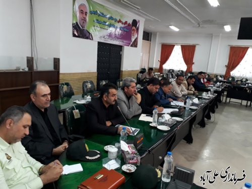 جلسه هماهنگی تشییع و تدفین شهید تازه تفحص شده با حضور فرماندار برگزارشد