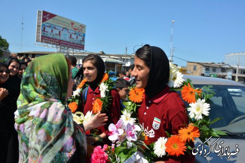استقبال معاون فرماندار کردکوی از دو بانوی ورزشکار تیم ملی ایران