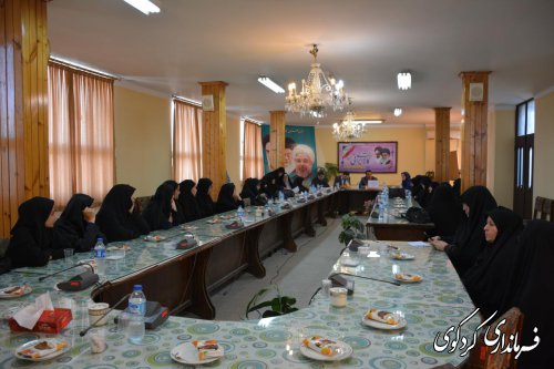 بخش مهمی از دستاوردهای نظام اسلامی مرهون حضور زنان در جامعه است 