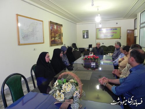 بازدید فرماندار مینودشت از بخشداری مرکزی