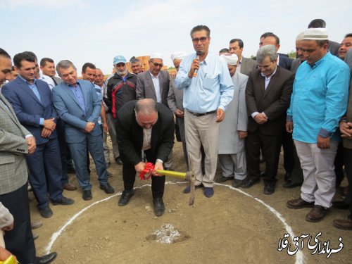 کلنگ اولین مجموعه ورزشهای آبی با اعتبار 40 میلیارد ریال در شهرستان آق قلا به زمین زده شد