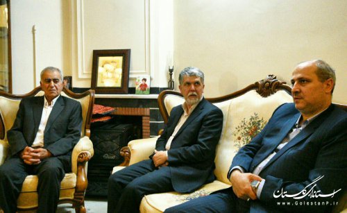 دیدار وزیر فرهنگ و ارشاد اسلامی و استاندار با یک هنرمند جانباز و یک پژوهشگر گلستانی