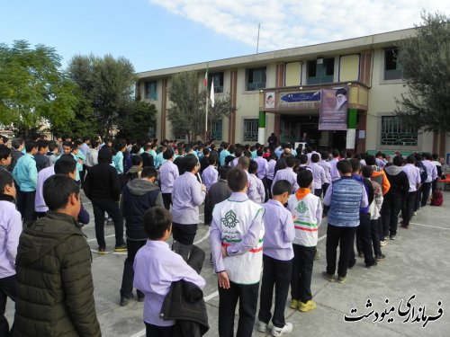 فرماندار مینودشت بر مقابله هوشمندانه با خطراتی که کشور را تهدید می کند تأکید کرد 