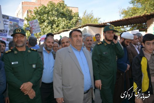 راهپیمایی دشمن شکن اقشار مختلف مردم در شهر کردکوی برگزار شد