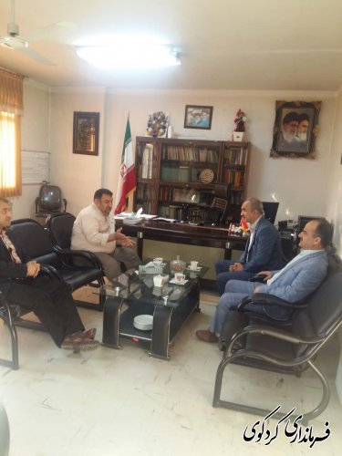 دیدار روسای قبلی و جدید اداره ثبت اسناد شهرستان با فرماندار کردکوی
