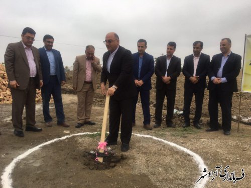 کلنگ احداث ساختمان اداری پزشکی قانونی شهرستان آزادشهر به زمین زده شد