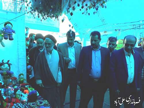 افتتاح نمایشگاه سوغات و صنایع دستی یلدا با حضور فرماندار علی آباد کتول