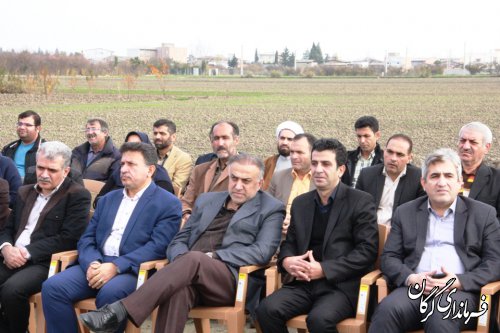 مراسم کلنگ زنی پروژه احداث اولین گلخانه سبزی و صیفی هیدروپونیک در شهرستان گرگان برگزار شد