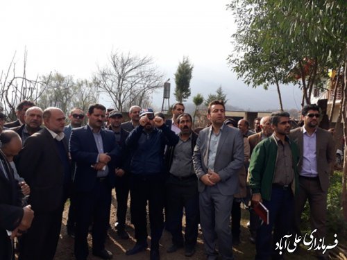 کارگاه آموزش کشت گیاهان دارویی با حضور فرماندار
