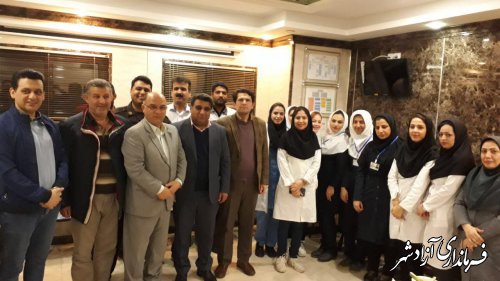 حضور فرماندار آزادشهر به همراه مدیرکل بهزیستی در شب یلدا در جمع بیماران بیمارستان حضرت معصومه(س)