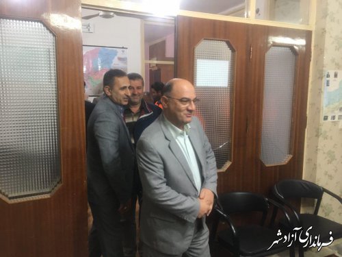 بازدید فرماندار و جمعی از روسای ادارات از اداره راهداری و حمل و نقل جاده ای شهرستان آزادشهر