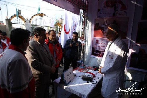 نمایشگاه توانمندی های جمعیت هلال احمر گلستان در شهرستان کردکوی افتتاح شد