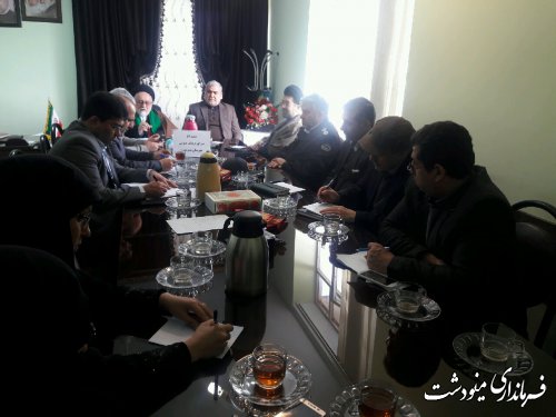 جوانان سرمایه بزرگ کشورند و باید از ظرفیت آنان استفاده کرد