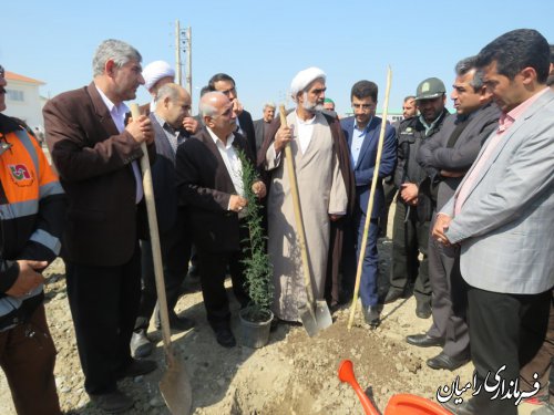 کاشت نهال در محوطه شهرک صنعتی رامیان  به مناسبت هفته منابع طبیعی
