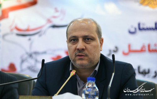 خانواده شهدا الگوی شایسته ای برای مردم و مسئولین هستند