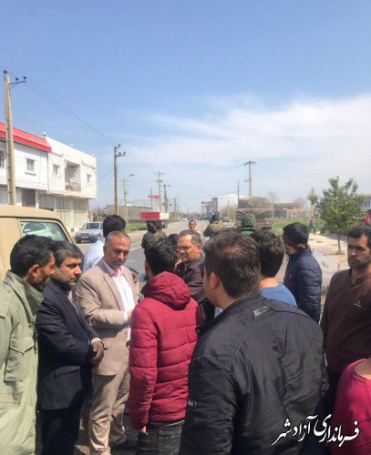 بازدید مسئولین شهرستان آزادشهر از مناطق سیل زده غرب استان