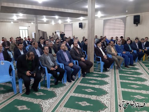 دیدار فرماندار و اعضای شورای اداری با فرمانده و پاسداران ناحیه مقاومت بسیج سپاه