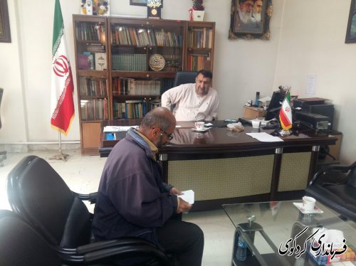دیدار چهره به چهره تعدادی از شهروندان با فرماندار کردکوی
