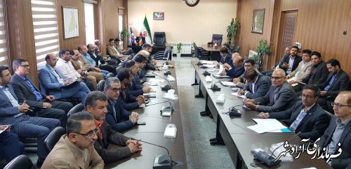 بانك هاي عامل از اطاله بررسی پرونده هاي اشتغال خودداري کنند