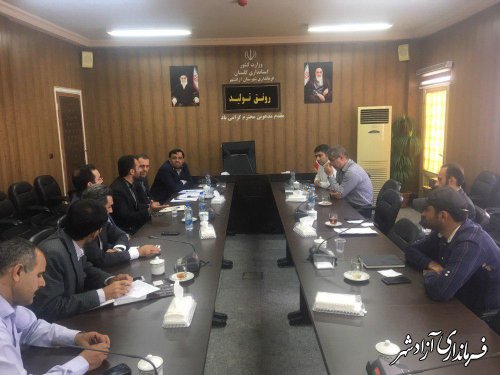بررسی مشکلات تحویل محصول و پرداخت وجه کشاورزان گندمکار شهرستان آزادشهر