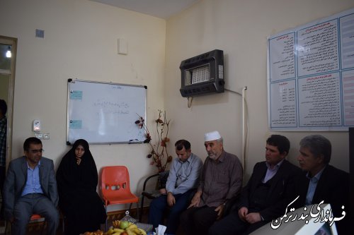 بازدید فرماندار ترکمن از موسسه نگهداری کودکان بدسرپرست و بی سرپرست طاها