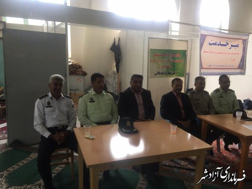 برپایی میز خدمت فرماندار آزادشهر و برخی از روسای ادارات در مصلی خاتم الانبیا (ص) آزادشهر