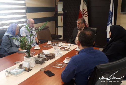توزیع 320 بسته بهداشتی و غذایی بین 160 خانوار سیل زده در آق قلا