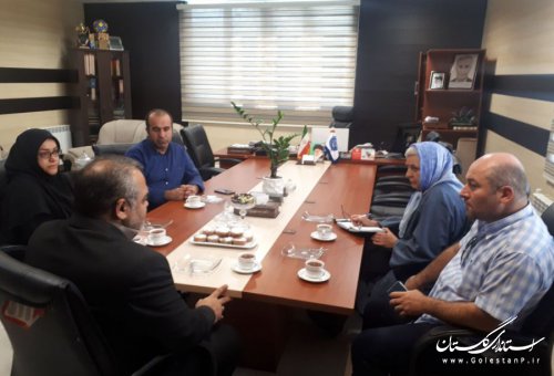 توزیع 320 بسته بهداشتی و غذایی بین 160 خانوار سیل زده در آق قلا