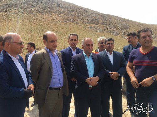 بازدید استاندار گلستان از مراحل احداث آب بندان در روستای تیل آباد شهرستان آزادشهر