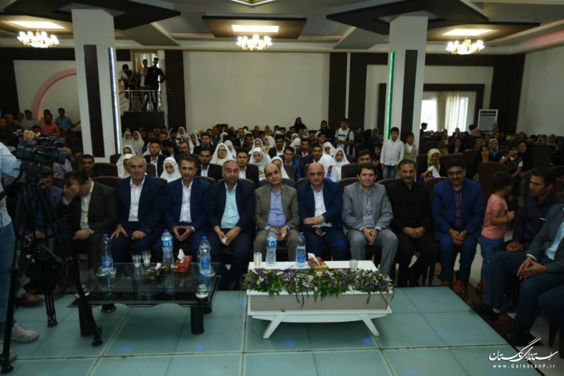 مراسم ازدواج آسان 36 زوج جوان در شهرستان آزادشهر برگزار شد