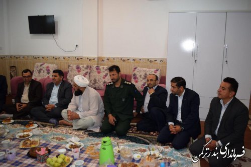 دیدار مدیران کل امنیتی و انتظامی استانداری های گلستان و مازندران با امام جمعه بندرترکمن