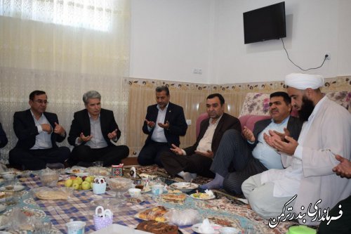 دیدار مدیران کل امنیتی و انتظامی استانداری های گلستان و مازندران با امام جمعه بندرترکمن