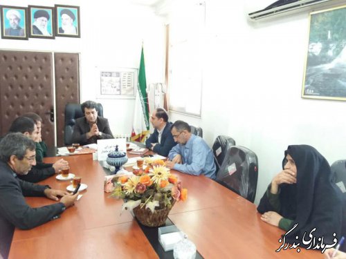 نسل جوان را بايد در جريان مقاومت و رشادت آزادگان قرار دهيم